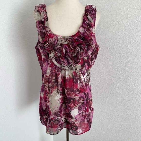 Ann Taylor 3D Floral Ruffle Pink Red Sleeveless Lightweight Romantic Top Size M - Picture 1 of 13